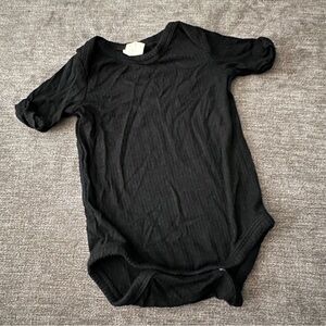 Kate Quinn Black Baby onesie size Newborn